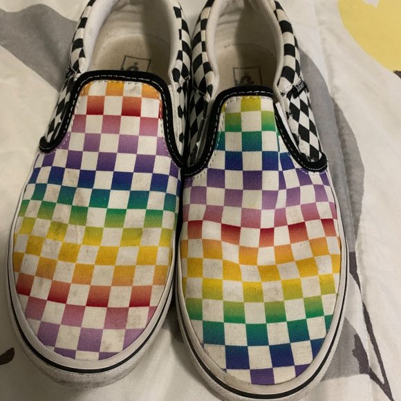 Vans - Picture 2 of 4